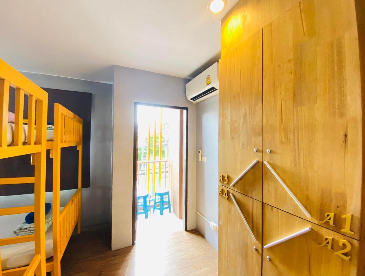 Frutta Hostel Patong Zewnętrze zdjęcie