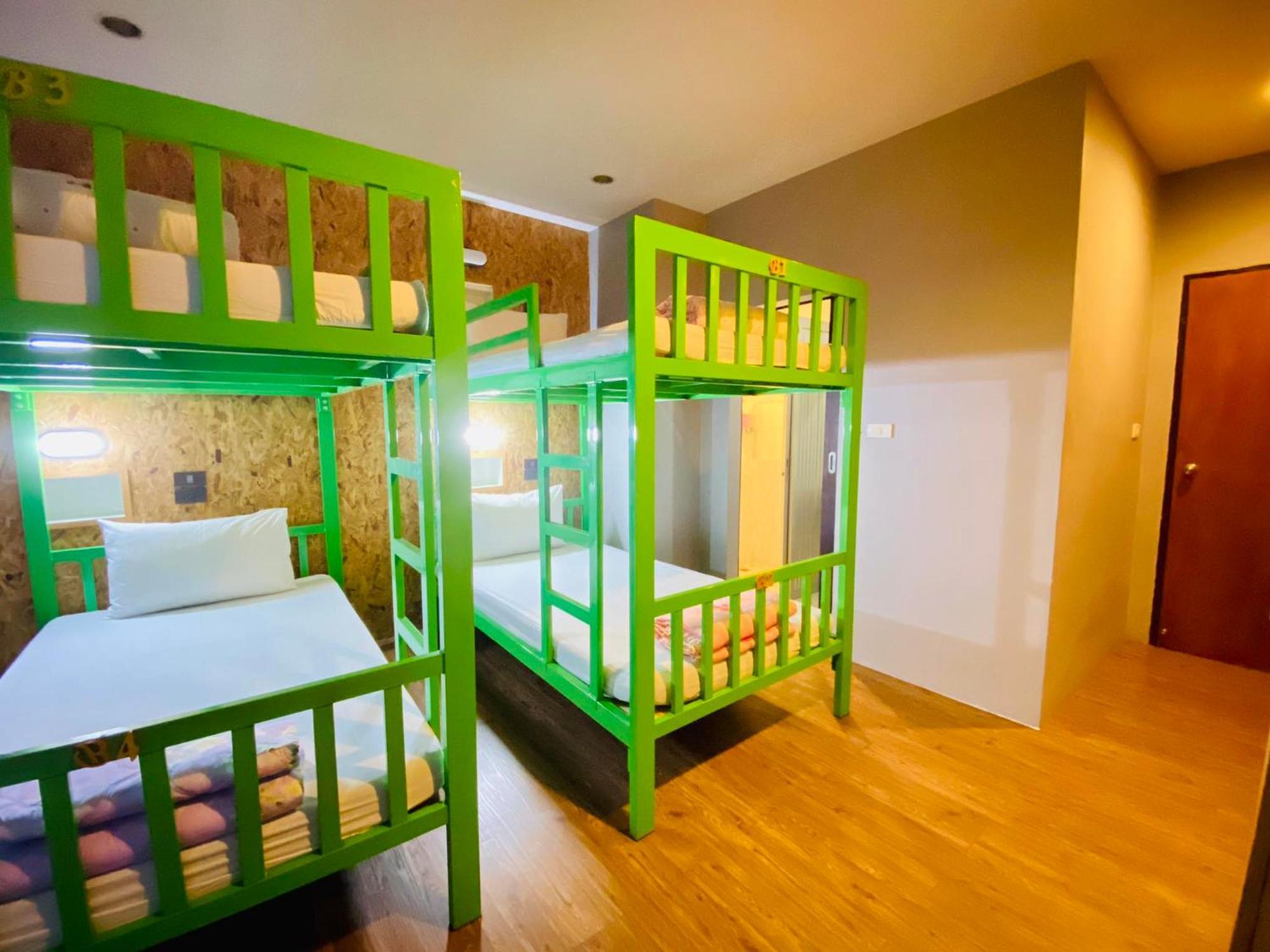 Frutta Hostel Patong Zewnętrze zdjęcie